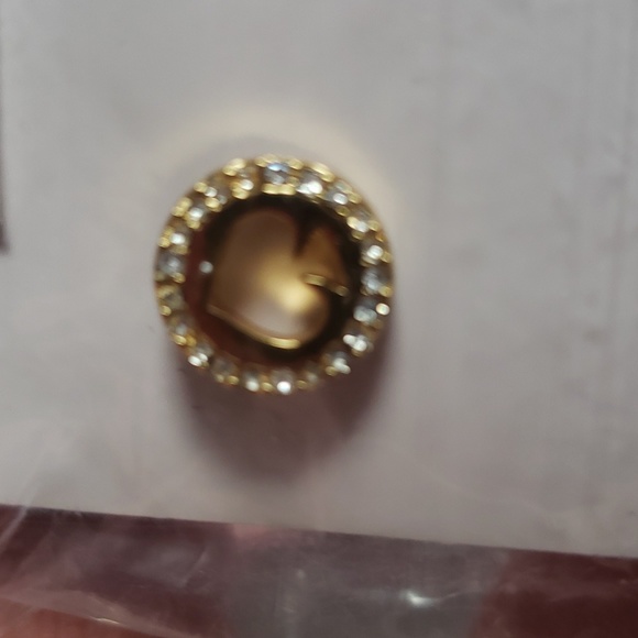 KATE SPADE "Spot The Spade" stud earrings. NWT includes dust bag - Picture 3 of 9